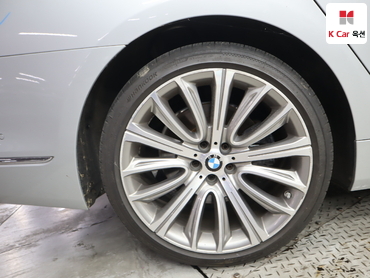 2018 - bmw 7 series