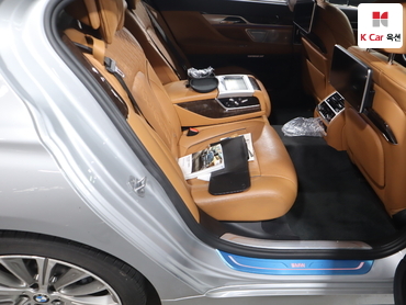 2018 - bmw 7 series
