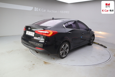 2013 - kia k3