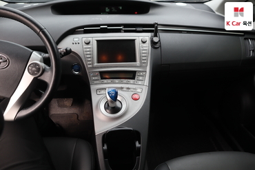 2014 - toyota prius