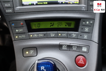 2014 - toyota prius