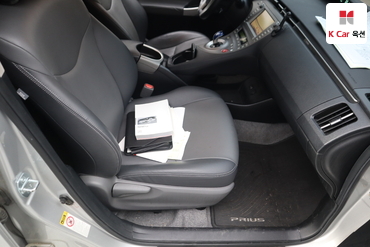 2014 - toyota prius