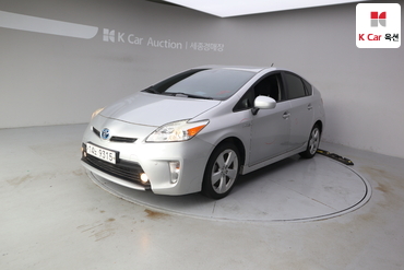 2014 - toyota prius