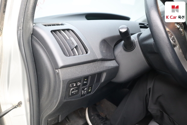 2014 - toyota prius