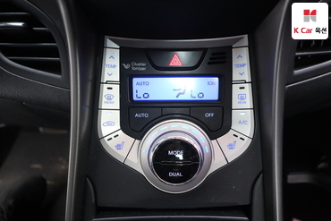 2012 - hyundai avante
