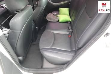 2012 - hyundai avante