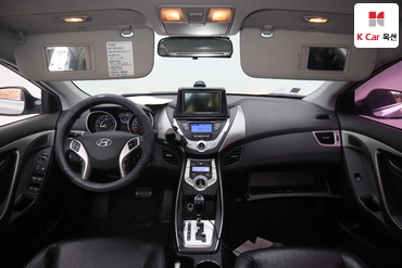 2012 - hyundai avante
