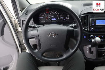 2017 - hyundai grand starex
