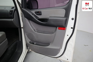 2017 - hyundai grand starex
