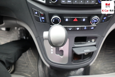 2017 - hyundai grand starex