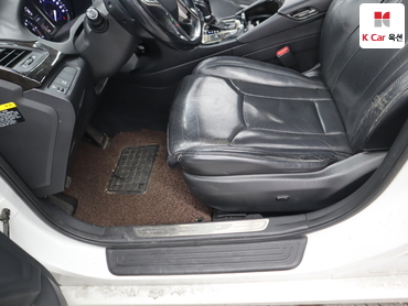 2011 - hyundai grandeur