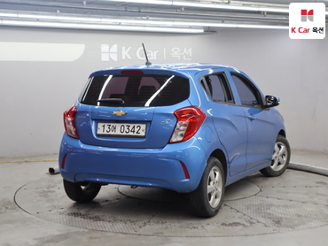2017 - chevrolet spark