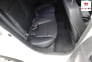 2012 - hyundai accent
