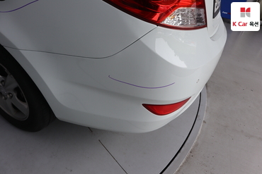 2012 - hyundai accent