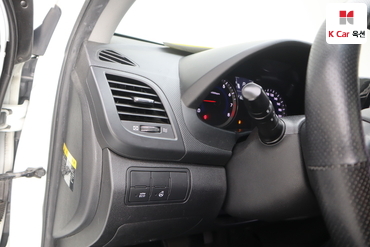 2012 - hyundai accent