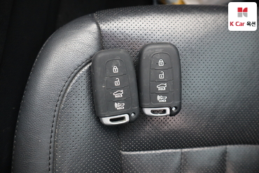 2012 - hyundai bh330