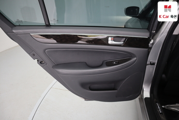 2012 - hyundai bh330