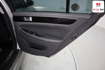 2012 - hyundai bh330