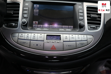 2012 - hyundai bh330