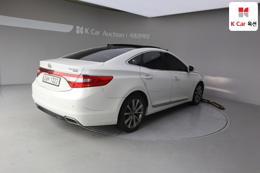 2016 - hyundai grandeur