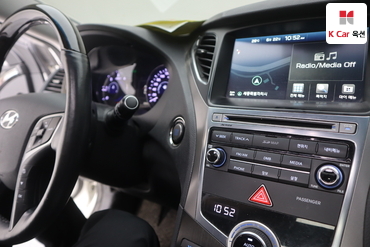 2016 - hyundai grandeur