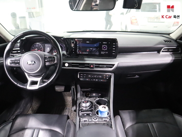 2021 - kia k5