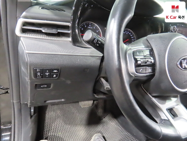 2021 - kia k5