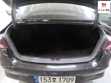 2021 - kia k5