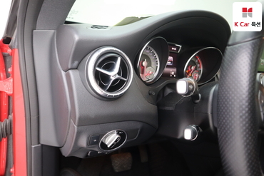 2016 - mercedes-benz cla200