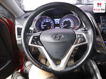 2015 - hyundai veloster