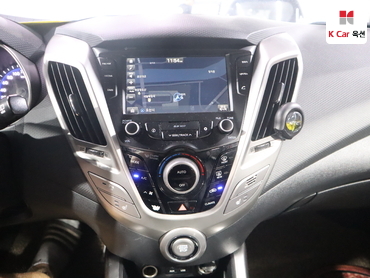 2015 - hyundai veloster