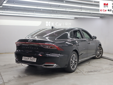 2020 - hyundai grandeur