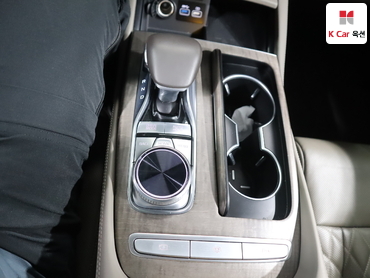 2023 - kia k9