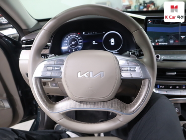 2023 - kia k9