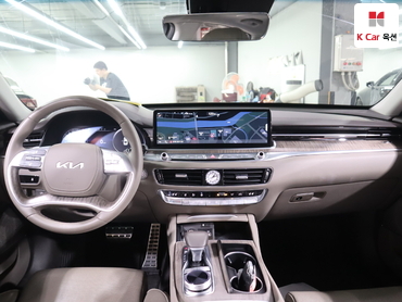 2023 - kia k9