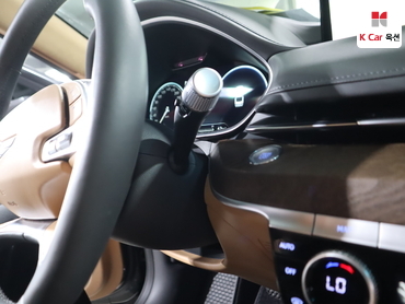 2024 - genesis g80