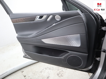 2023 - genesis g80