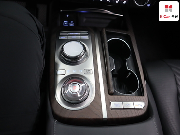 2023 - genesis g80