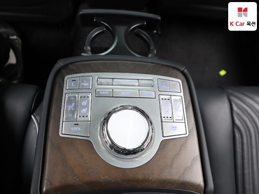 2023 - genesis g80