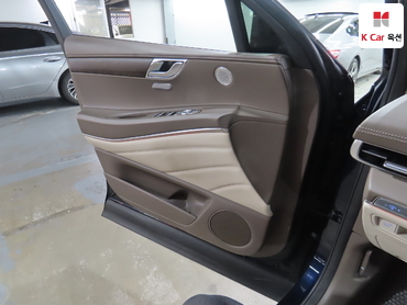 2023 - genesis gv80
