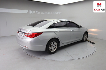 2010 - hyundai sonata