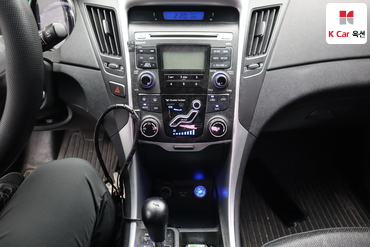 2010 - hyundai sonata