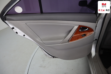 2011 - toyota camry