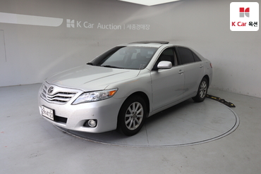 2011 - toyota camry