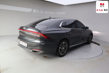2020 - hyundai grandeur