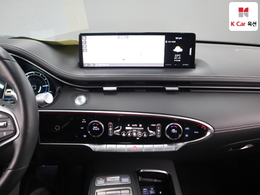 2022 - genesis egv70