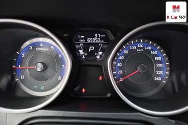 2012 - hyundai avante