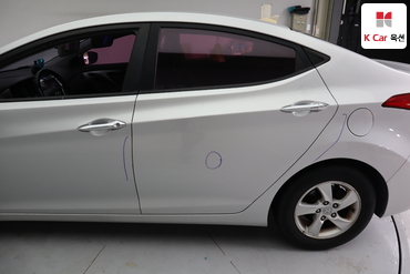 2012 - hyundai avante