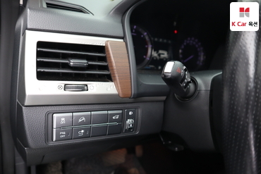 2018 - kg mobility (ssangyong) g4 rexton