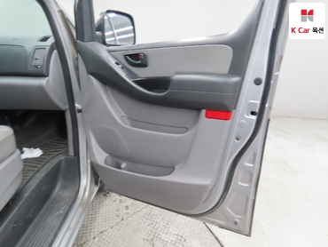 2017 - hyundai grand starex
